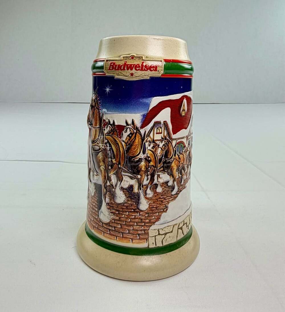 Budweiser 1998 Grant's Farm Holiday Beer Stein CS343